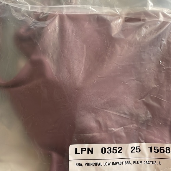 New Fabletics Bra - Picture 4 of 4